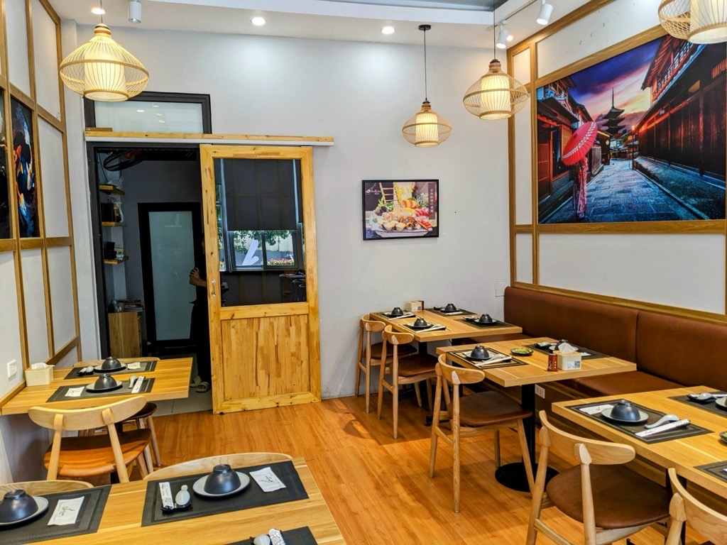 Bán nhà Nguyễn Chí Thanh - diện tích 37.6m2 4 tầng - Mặt phố VIP - giá 13,2 tỷ