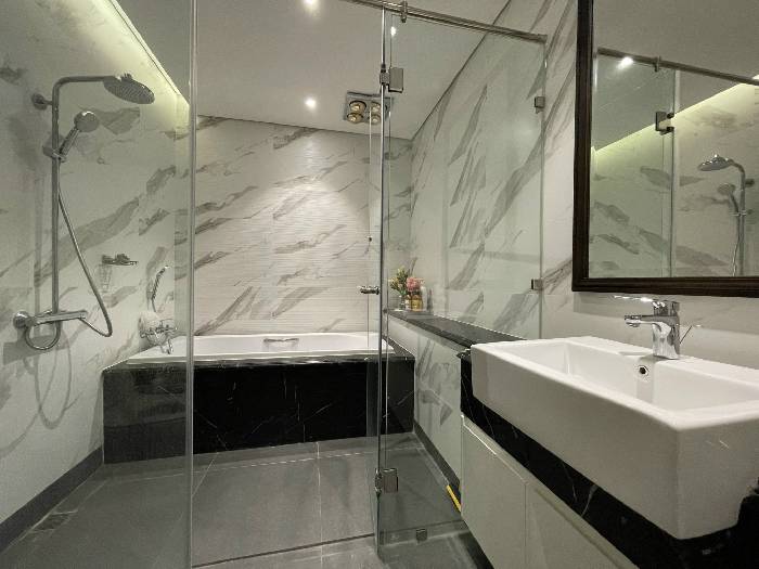 Bán nhà Nguyễn Trãi - diện tích 126m2 1 tầng - Căn góc thoáng mát - giá 14 tỷ