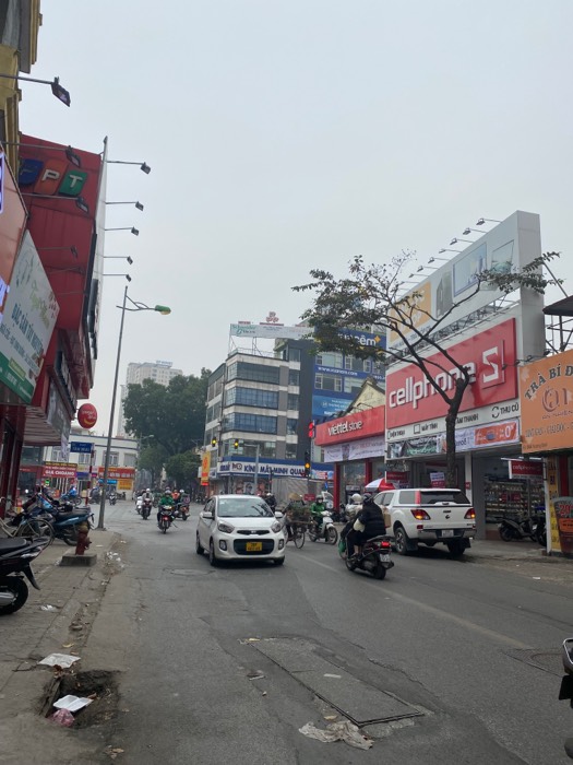 Bán nhà Trương Định - diện tích 74.2m2 3 tầng - Mặt phố kinh doanh sầm uất - giá 20 tỷ