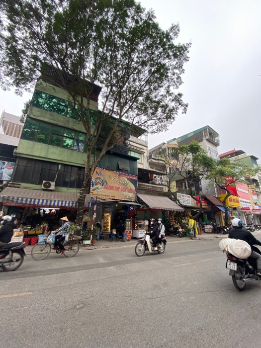 Bán nhà Trương Định - diện tích 74.2m2 3 tầng - Mặt phố kinh doanh sầm uất - giá 20 tỷ