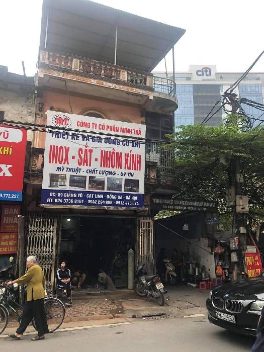 Bán nhà Giảng Võ - diện tích 26.5m2 2 tầng - Nhà lô góc, mặt tiền rộng - giá 12 tỷ