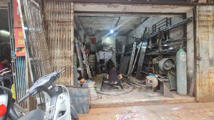 Bán nhà Giảng Võ - diện tích 26.5m2 2 tầng - Nhà lô góc, mặt tiền rộng - giá 12 tỷ