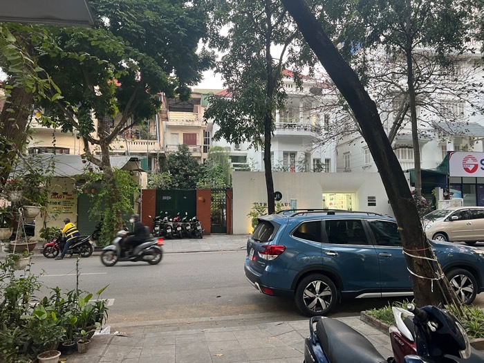 Bán nhà Nguyễn Thượng Hiền - diện tích 30m2 3 tầng - Khu vực cực hiếm nhà bán - giá 9,5 tỷ