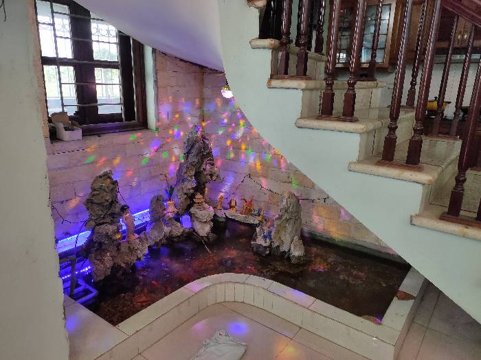 Bán nhà Thúy Lĩnh - diện tích 96m2 3 tầng - ô tô tránh - giá 7,9 tỷ