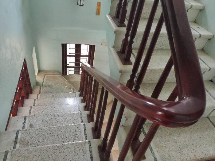 Bán nhà Thúy Lĩnh - diện tích 96m2 3 tầng - ô tô tránh - giá 7,9 tỷ