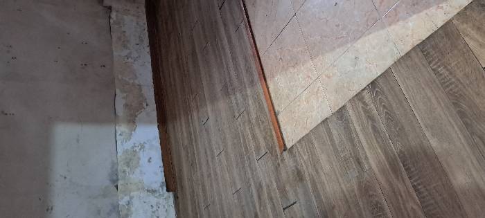 Bán nhà Thịnh Hào 1 - diện tích 67m2 2 tầng - Lô góc ô tô đỗ cửa - giá 18,5 tỷ