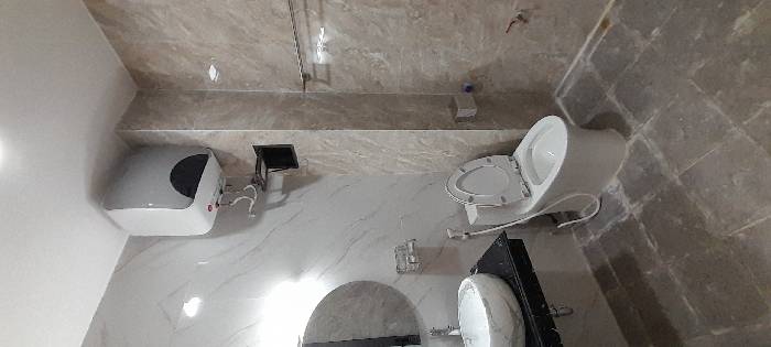 Bán nhà Lĩnh Nam - diện tích 102m2 5 tầng - Ô tô tránh - giá 13 tỷ