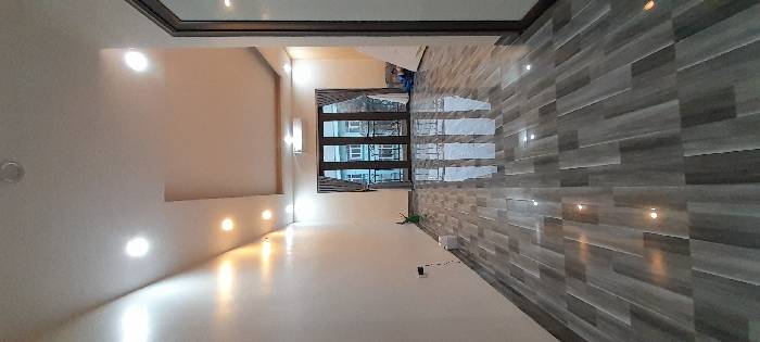 Bán nhà Lĩnh Nam - diện tích 102m2 5 tầng - Ô tô tránh - giá 13 tỷ