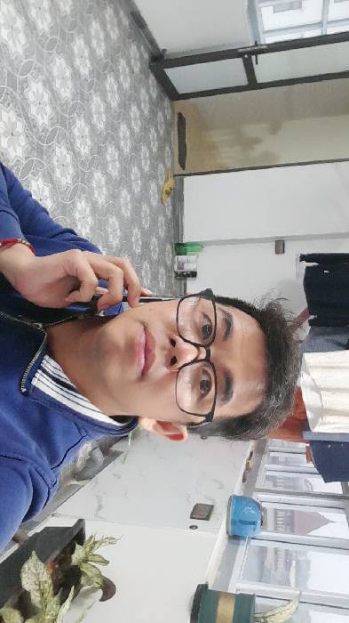 Bán nhà Lĩnh Nam - diện tích 102m2 5 tầng - Ô tô tránh - giá 13 tỷ