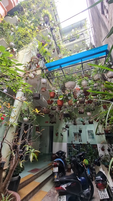 Bán nhà Đê La Thành - diện tích 110m2 4 tầng - Đất vàng giữa lòng Hà Nội - giá 18 tỷ