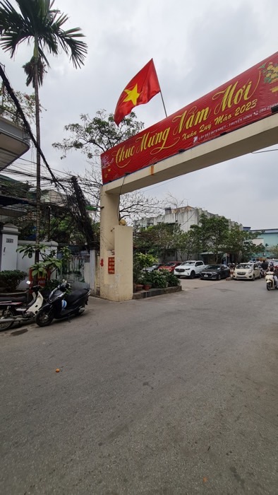 Bán nhà Đê La Thành - diện tích 110m2 4 tầng - Đất vàng giữa lòng Hà Nội - giá 18 tỷ