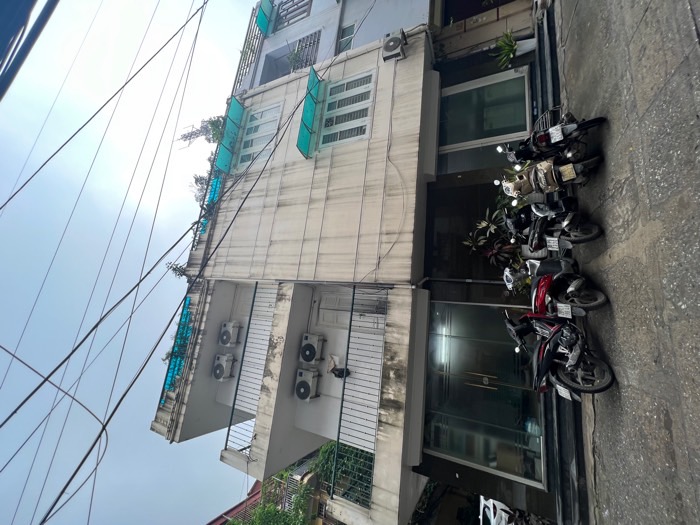 Bán nhà Hào Nam - diện tích 72,0m2 4 tầng - Ô TÔ TRÁNH - giá 21 tỷ