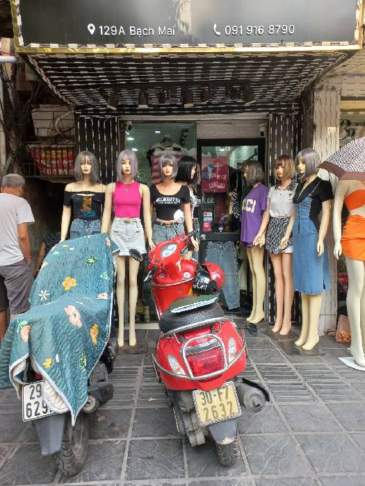 Bán nhà Bạch Mai - diện tích 12.2m2 1 tầng - MẶT PHỐ TO - VỈA HÈ RỘNG - KINH DOANH SẦM UẤT - giá 8,5 tỷ