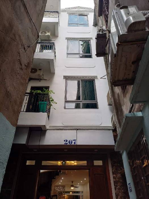 Bán nhà Đê Tô Hoàng - diện tích 50m2 4 tầng - gần đường ô tô đỗ - giá 12,2 tỷ