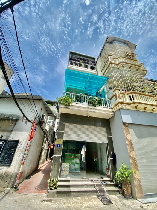 Bán nhà Giáp Nhị - diện tích 48m2 4 tầng - Ô tô tránh, lô góc - giá 12 tỷ