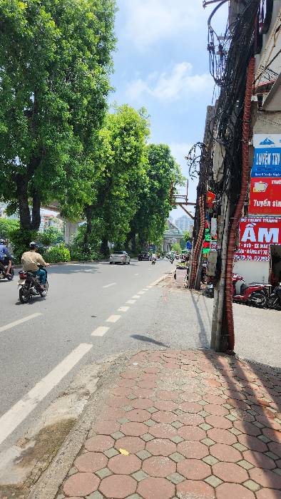 Bán nhà Đường Láng - diện tích 61m2 7 tầng - Mặt phố lô góc, kinh doanh đỉnh - giá 24,5 tỷ