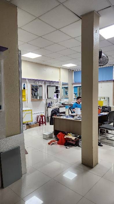 Bán nhà Đường Láng - diện tích 61m2 7 tầng - Mặt phố lô góc, kinh doanh đỉnh - giá 24,5 tỷ