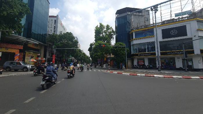 Bán nhà Phố Huế - diện tích 25m2 1 tầng - Lô góc - giá 5,95 tỷ