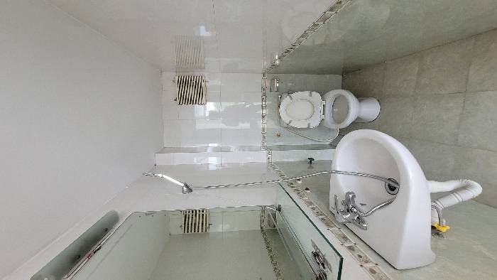 Bán nhà Nguyễn Trãi - diện tích 31m2 6 tầng - Mặt phố kinh doanh ngày đêm - giá 23,5 tỷ