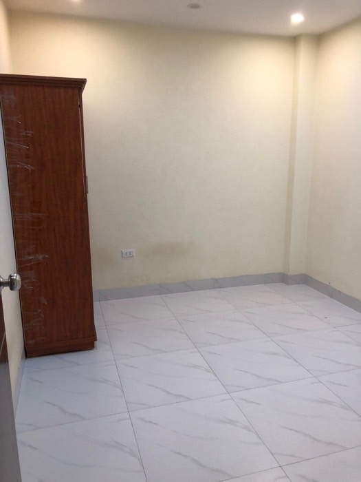 Bán nhà Dương Văn Bé - diện tích 112m2 6 tầng - Ô TÔ ĐỖ - giá 20 tỷ