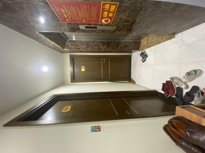 Bán nhà Dương Văn Bé - diện tích 112m2 6 tầng - Ô TÔ ĐỖ - giá 20 tỷ