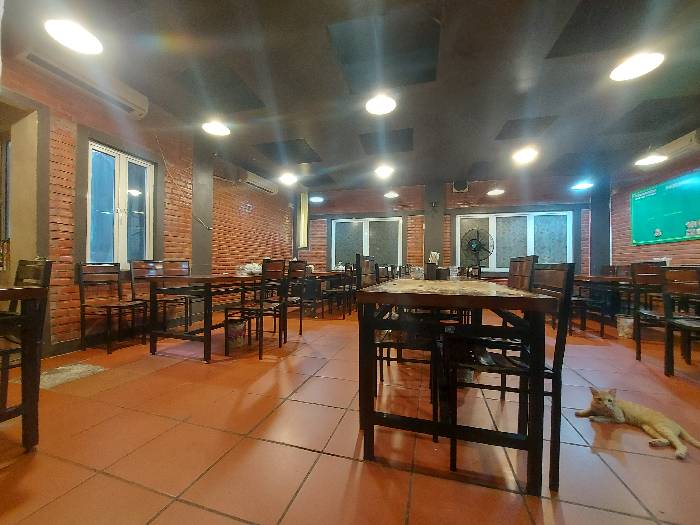 Bán nhà Đại Từ - diện tích 94m2 3 tầng - Mặt phố giá ngõ xe máy - giá 11,5 tỷ