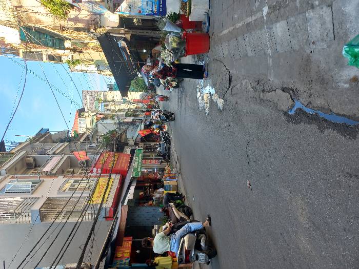 Bán nhà Vĩnh Tuy - diện tích 62m2 3 tầng - Nhà mặt phố, vị trí kinh doanh đắc địa - giá 24 tỷ