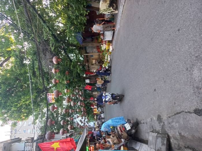 Bán nhà Vĩnh Tuy - diện tích 62m2 3 tầng - Nhà mặt phố, vị trí kinh doanh đắc địa - giá 24 tỷ