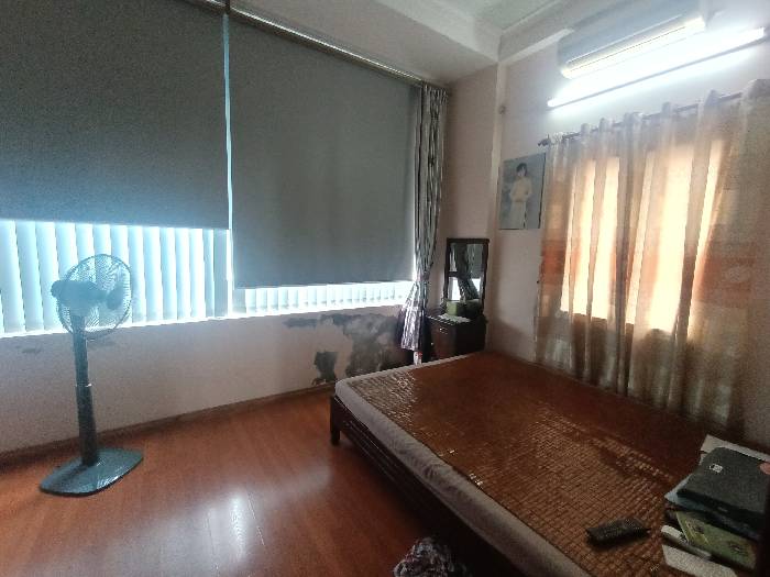 Bán nhà Nguyễn Đức Cảnh - diện tích 48m2 5 tầng - LÔ GÓC - KINH DOANH - giá 9,9 tỷ