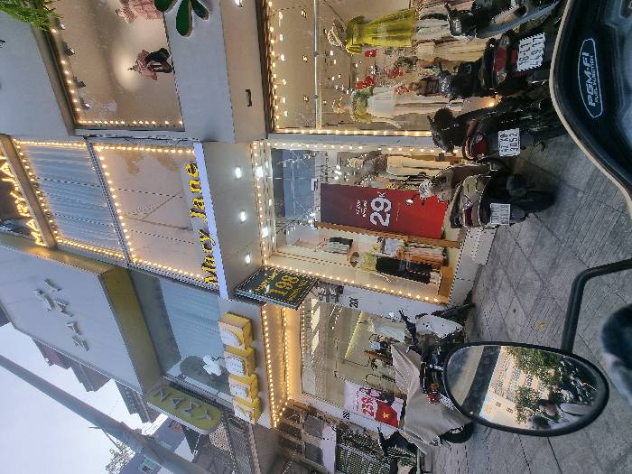 Bán nhà Nguyễn Trãi - diện tích 54m2 4 tầng - Mặt phố kinh doanh nhộn nhịp - giá 11 tỷ