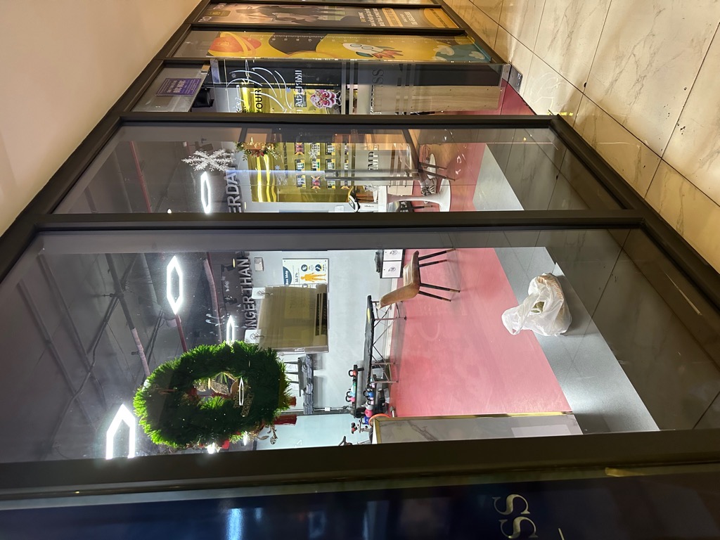 Bán nhà Minh Khai - diện tích 84m2 1 tầng - Lô góc 3 mặt - giá 10 tỷ