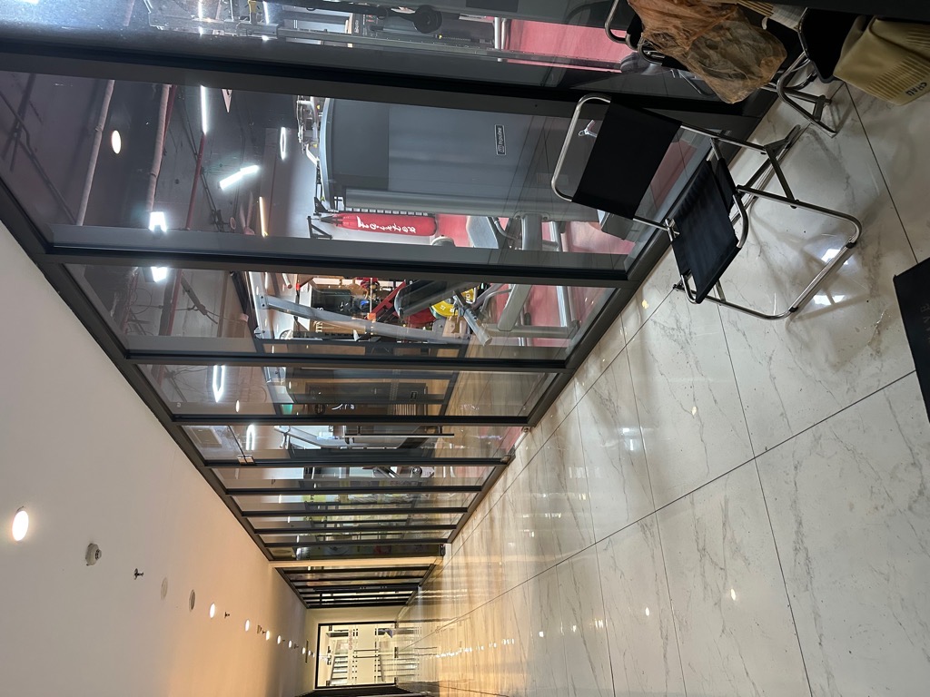 Bán nhà Minh Khai - diện tích 84m2 1 tầng - Lô góc 3 mặt - giá 10 tỷ