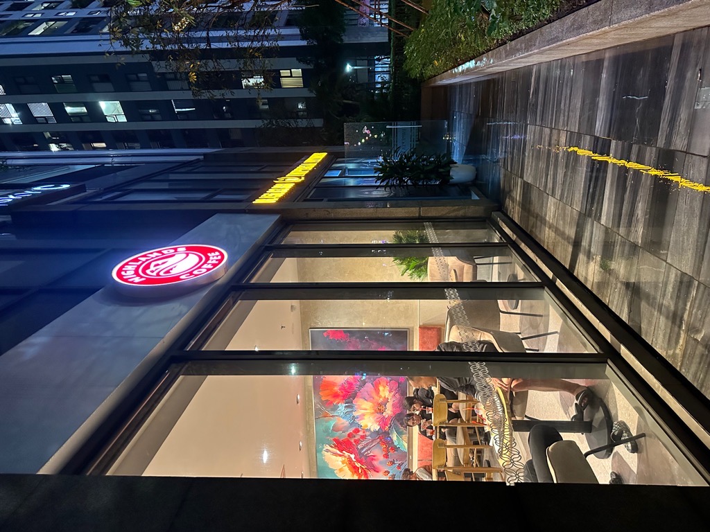 Bán nhà Minh Khai - diện tích 84m2 1 tầng - Lô góc 3 mặt - giá 10 tỷ