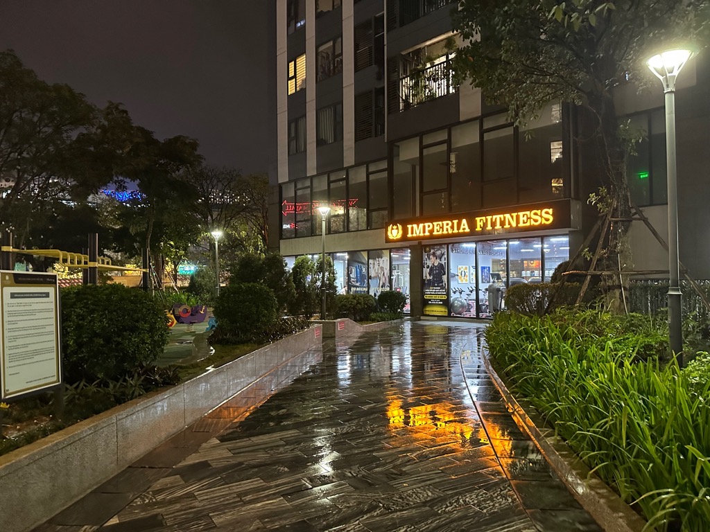 Bán nhà Minh Khai - diện tích 84m2 1 tầng - Lô góc 3 mặt - giá 10 tỷ