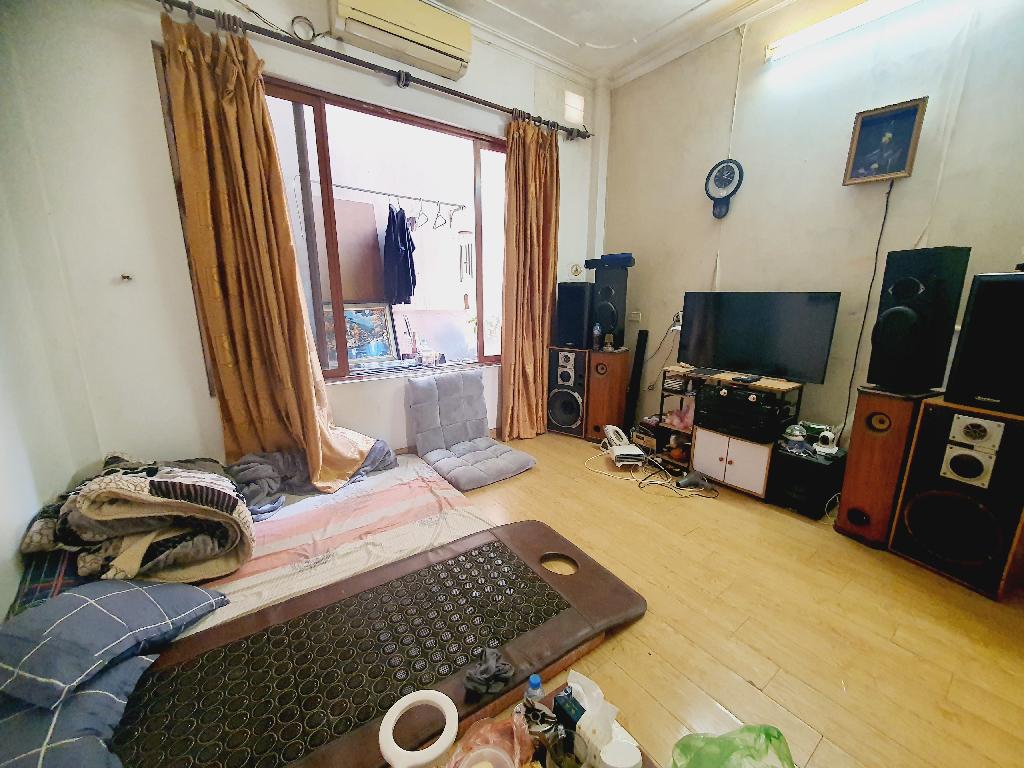 Bán nhà Nguyễn Đình Chiểu - diện tích 38m2 4 tầng - nhà đẹp hiếm có - giá 8,8 tỷ