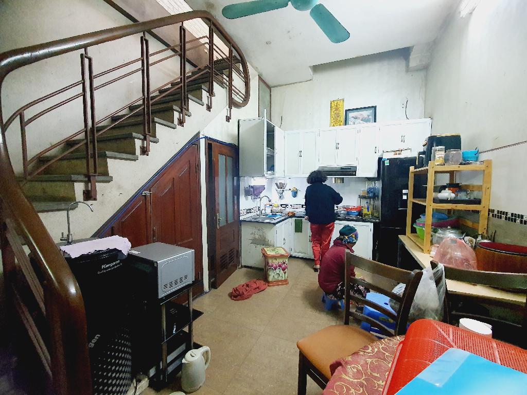 Bán nhà Nguyễn Đình Chiểu - diện tích 38m2 4 tầng - nhà đẹp hiếm có - giá 8,8 tỷ