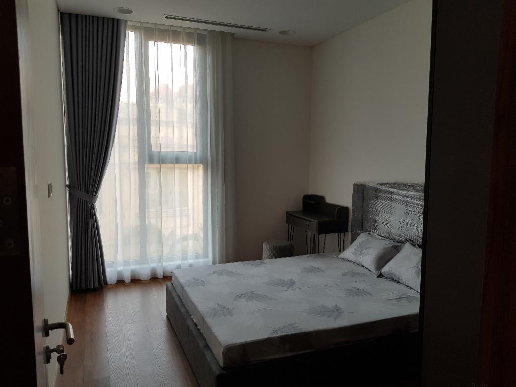 Bán nhà Láng Hạ - diện tích 55m2 19 tầng - view hồ công viên - giá 7,6 tỷ