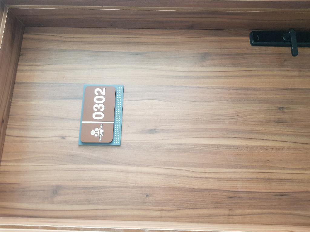 Bán nhà Láng Hạ - diện tích 55m2 19 tầng - view hồ công viên - giá 7,6 tỷ