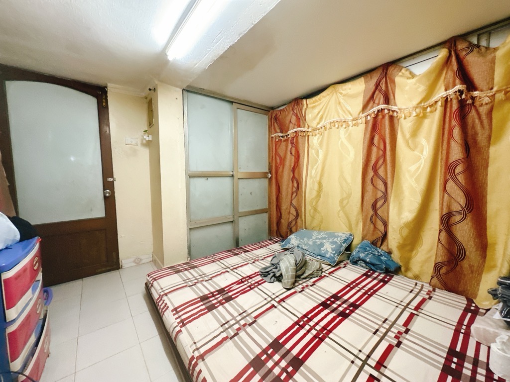 Bán nhà Đại La - diện tích 36m2 1 tầng - Mặt phố kinh doanh sầm uất - giá 9,3 tỷ