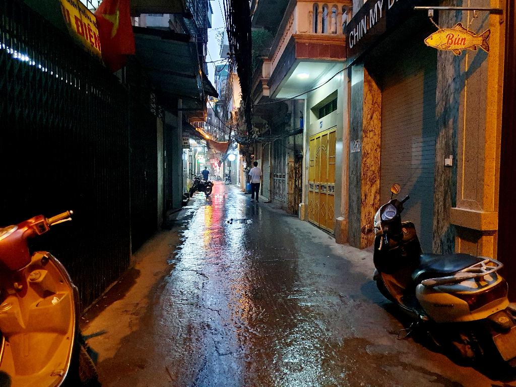 Bán nhà Minh Khai - diện tích 55m2 4 tầng - Lô góc, ô tô đỗ cửa - giá 12,5 tỷ