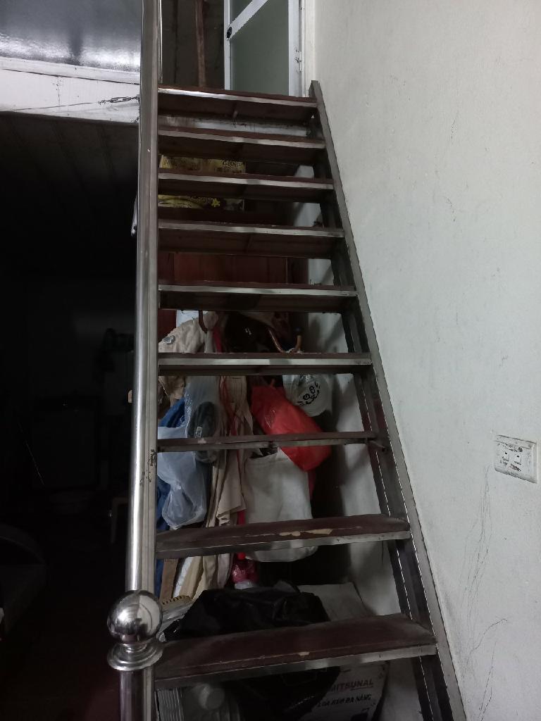 Bán nhà Nguyễn Khoái - diện tích 50m2 1 tầng - Mặt ngõ - giá 1,35 tỷ