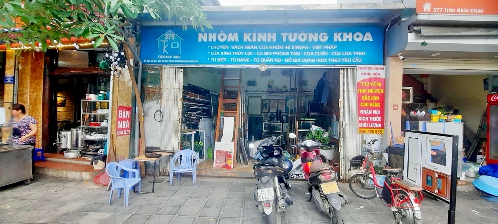 Bán nhà Trần Khắc Chân - diện tích 74m2 1 tầng - mặt phố - giá 11,5 tỷ