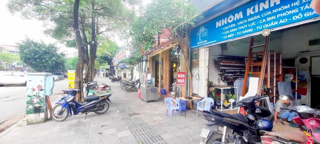 Bán nhà Trần Khắc Chân - diện tích 74m2 1 tầng - mặt phố - giá 11,5 tỷ