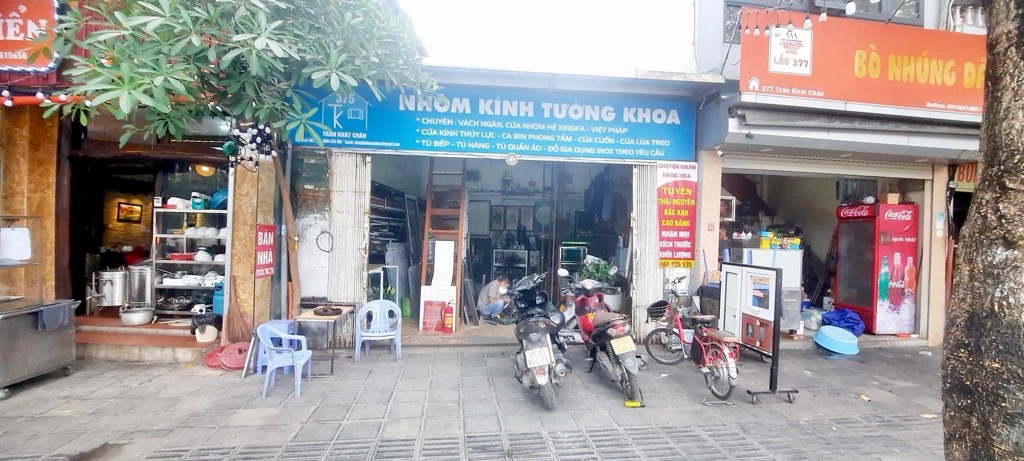 Bán nhà Trần Khắc Chân - diện tích 74m2 1 tầng - mặt phố - giá 11,5 tỷ