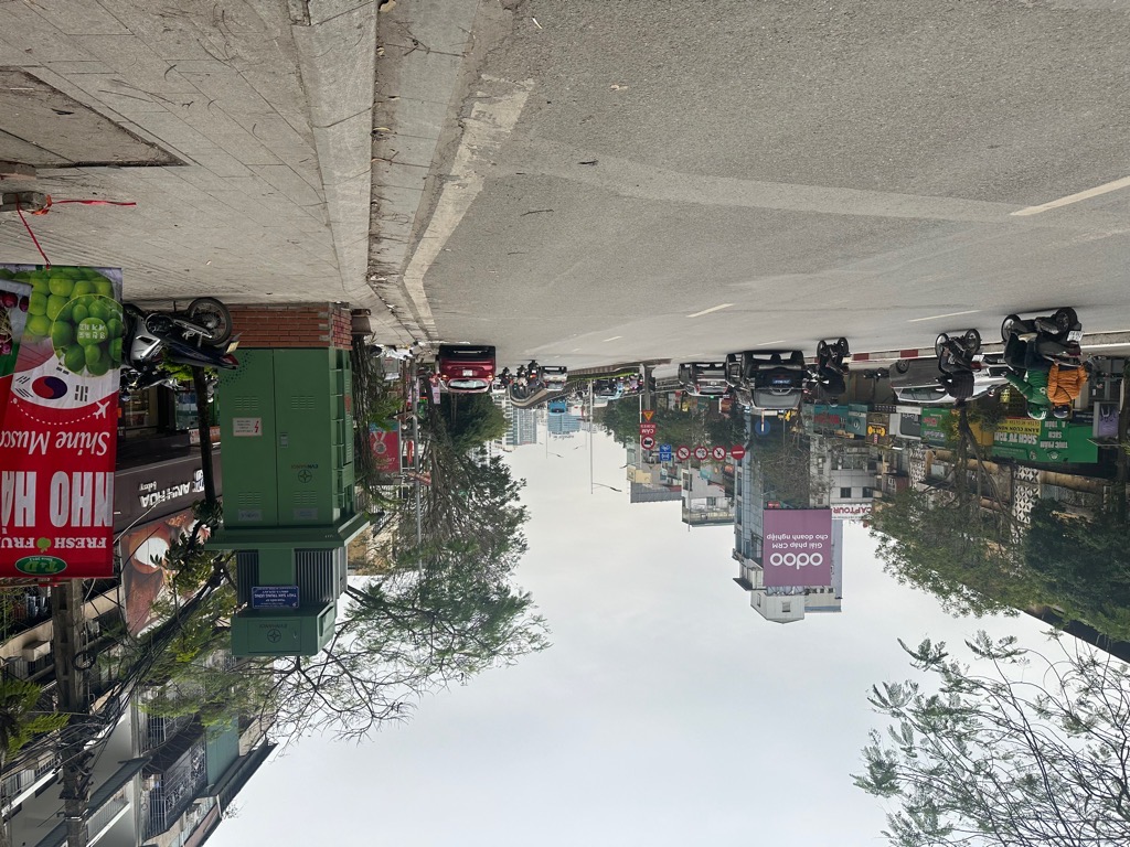 Bán nhà Láng Hạ - diện tích 35m2 3 tầng - Mặt phố kinh doanh sầm uất - giá 15 tỷ