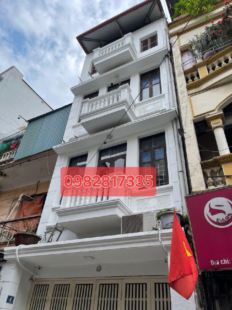 Bán nhà Hoàng Văn Thái - diện tích 33m2 4 tầng - Ô tô tránh - giá 13,2 tỷ