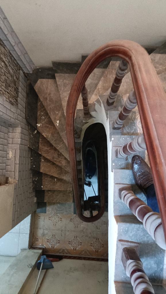 Bán nhà Lĩnh Nam - diện tích 58m2 3 tầng - Mặt phố mới, vỉa hè rộng - giá 10 tỷ