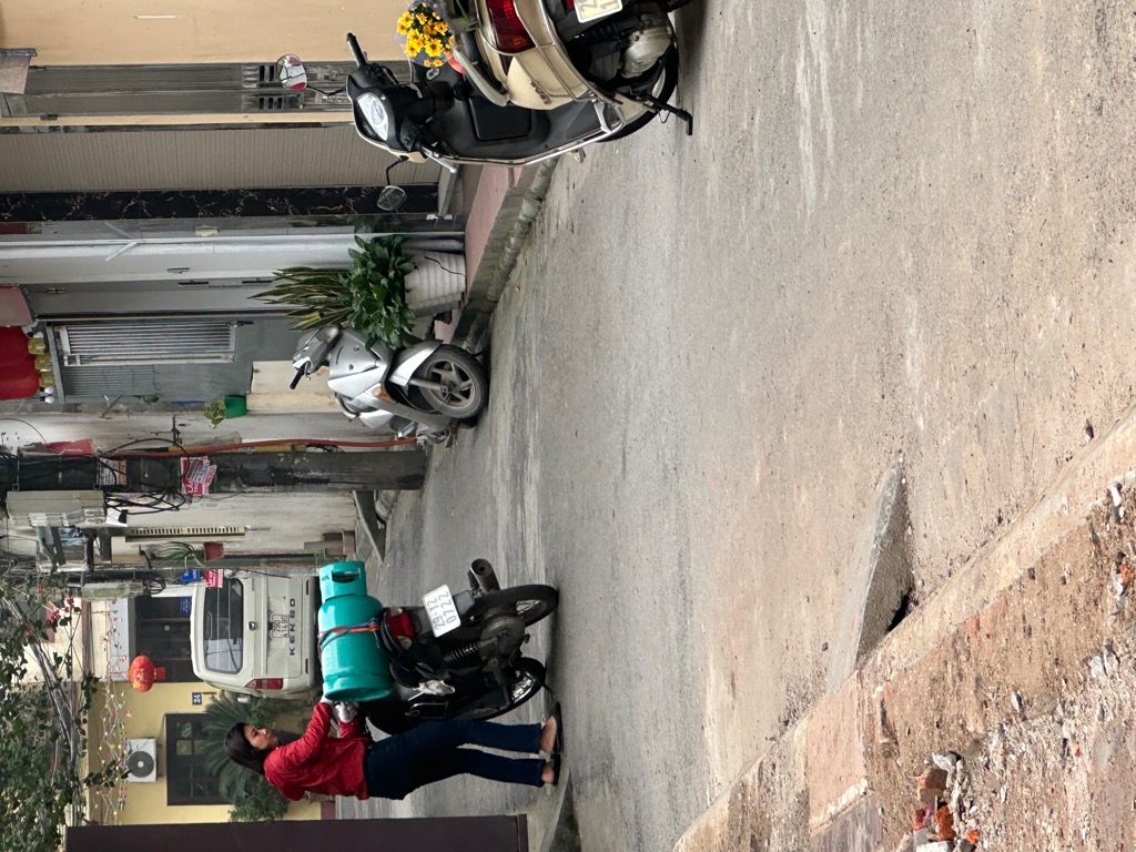 Alternative view of Bán nhà trong ngõ Ngô Gia Tự 54,4m2 x 1 tầng, Q. Long Biên - Giá 9,66 tỷ