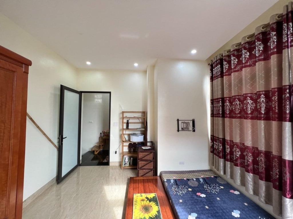 Bán nhà Nguyễn Khoái - diện tích 45m2 3 tầng - Ô TÔ TRÁNH, ĐỖ NGÀY ĐÊM - LÔ GÓC - NHÀ ĐẸP - GIÁ RẺ NHẤT - giá 8,25 tỷ