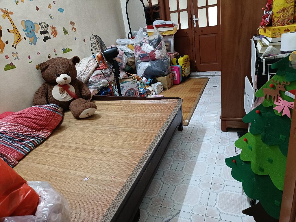 Bán nhà Định Công - diện tích 31,6m2 4 tầng - nhà mặt ngõ chợ - giá 5,3 tỷ